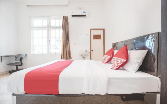 Capital O 332 Residence G17 Kemang