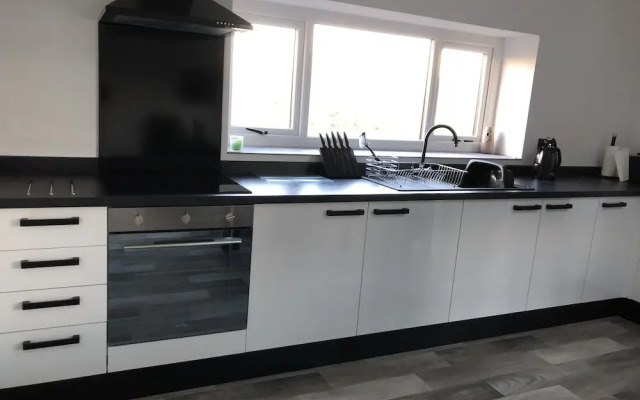 Barn Cottages Iscoyd