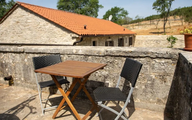 The Poolside Stone House in Bale