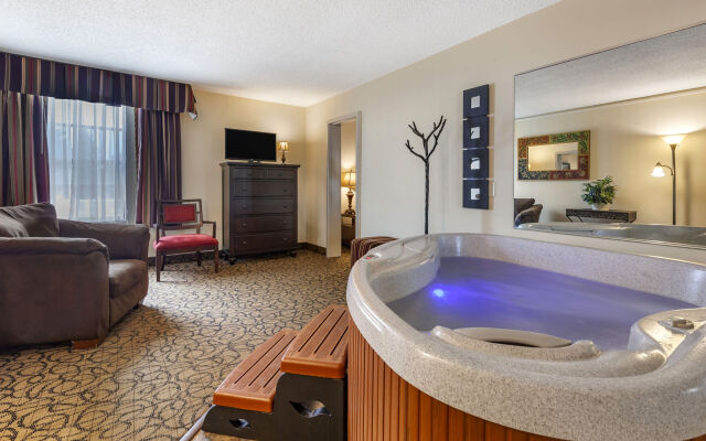 Quality Inn & Suites Escanaba North