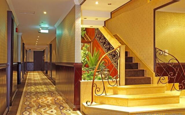 Hotel Carlton Tower Hotel