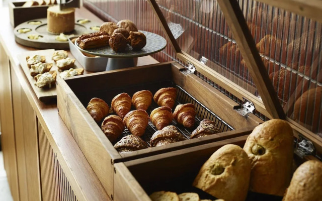 South Gate Hotel Okinawa