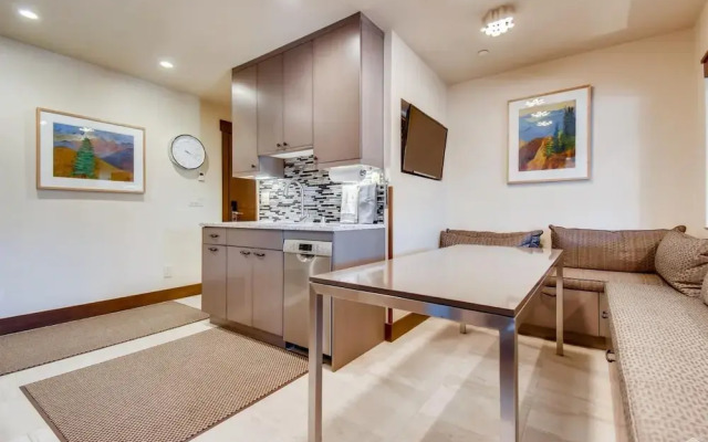 Westwind 303 1BD 1BA Plat. Condo