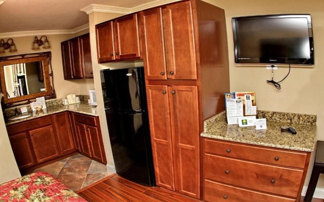 Gulfcoast Inn Naples