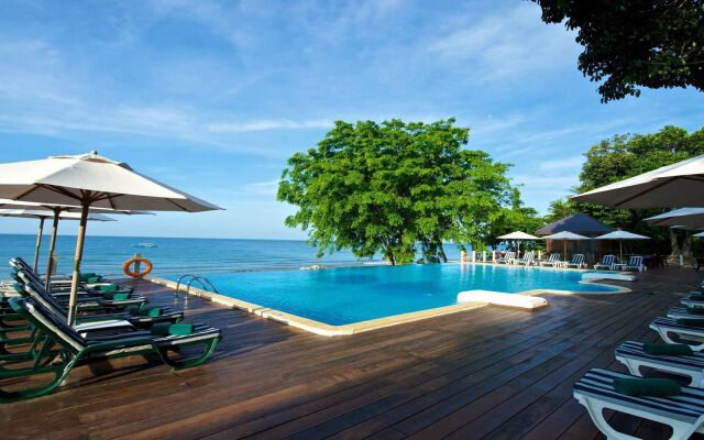 Tunamaya Beach & Spa Resort