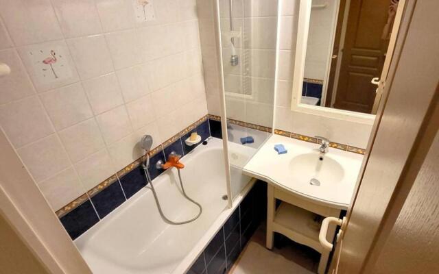 Appartement Six-Fours-les-Plages, 2 pièces, 4 personnes - FR-1-316-237