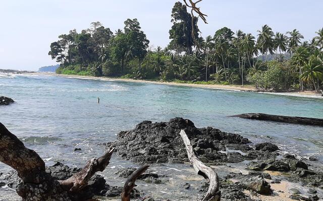 Adhvasaha Beach Spa Resort