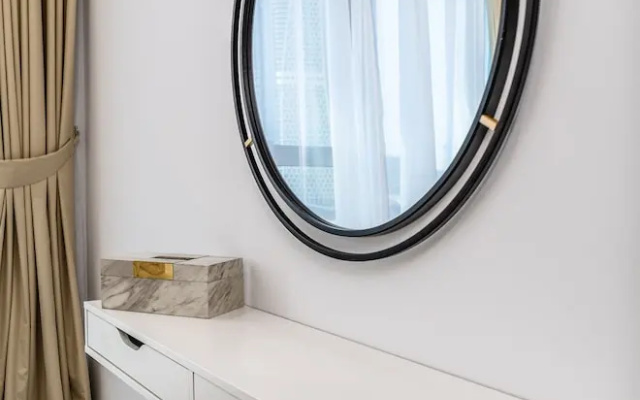 Waves - Impressive 1BR Apartment Close to Burj Khalifa