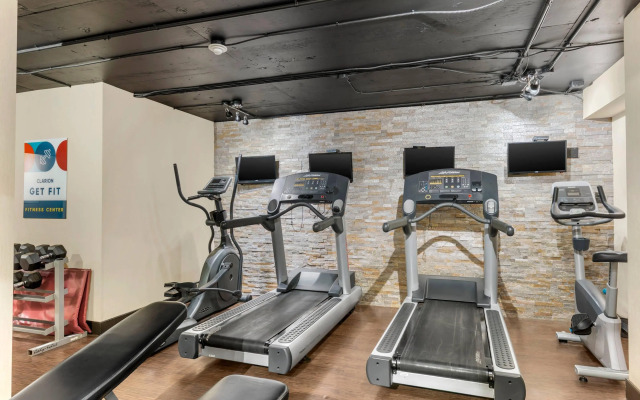 Clarion Hotel & Suites