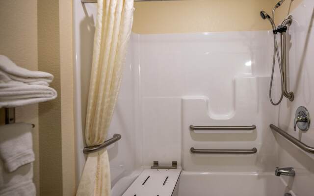 Cobblestone Hotel & Suites - Lamar