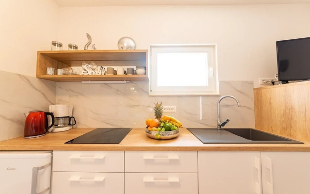 Renci - Great Location & sea View - A3