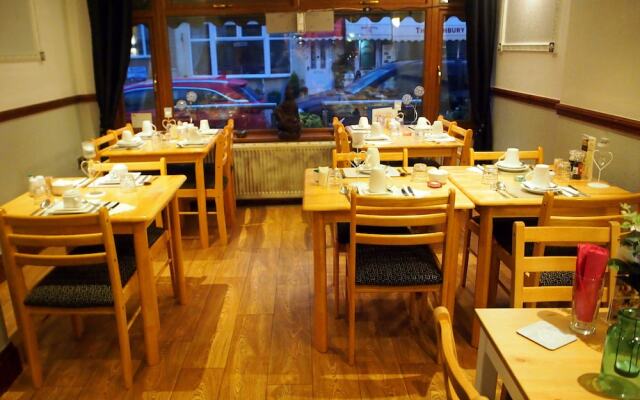 Golden Sands Hotel