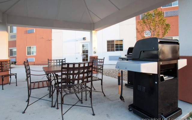 Candlewood Suites Minot by IHG