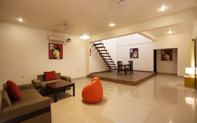 OYO Flagship 144 Noida Expressway NSEZ