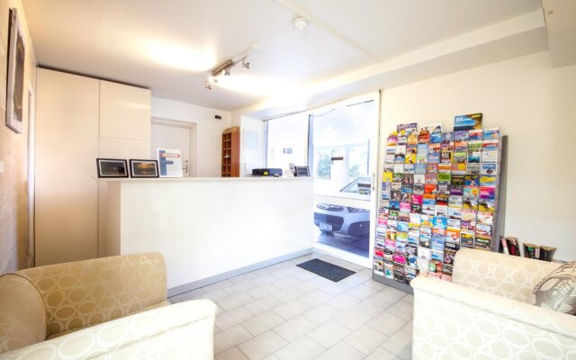 Manly Waves Hotel