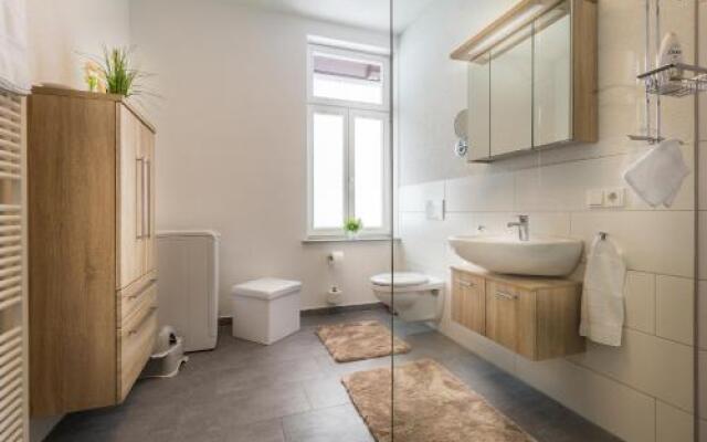 Am Schlosspark 2 - [#76207]