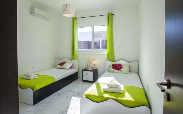 Golden Dream Villa