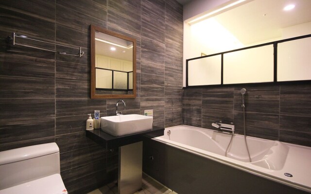 Changwon Masan IVE Hotel
