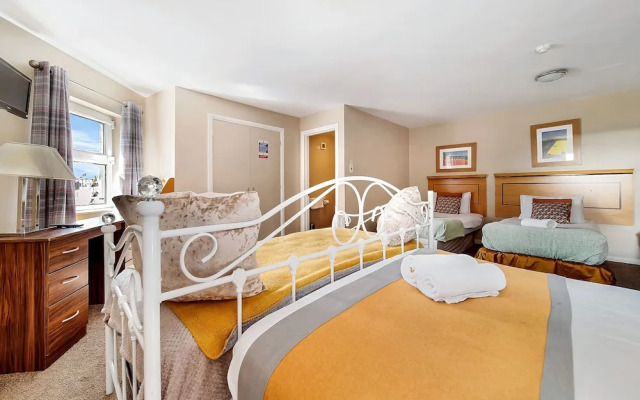 The Iona Inn