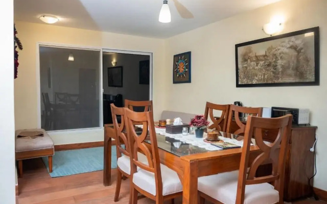 Sarah's Lodge