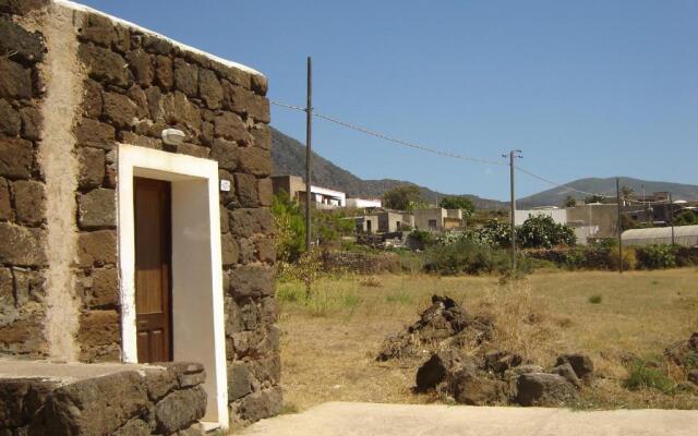 Dammuso à garca 'i Scauri