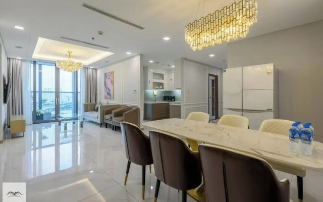 Landmark 81 Residence Skyline