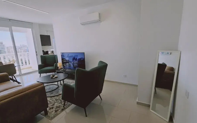 104 NIC - 501 Stay Cosmo City Suite