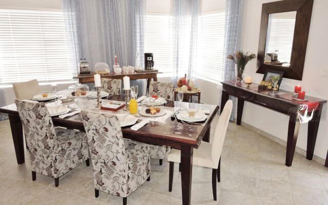 Exousia Bed and Breakfast