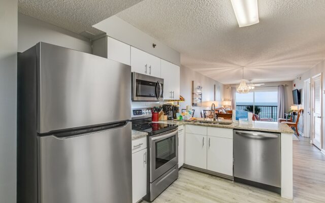 Tradewinds Condos by Hosteeva