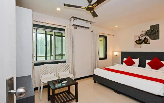 OYO 27751 Ashwarya Service Apartment