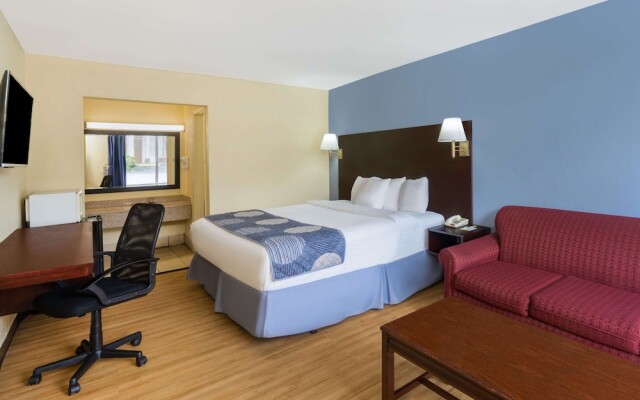 Days Inn Statesville