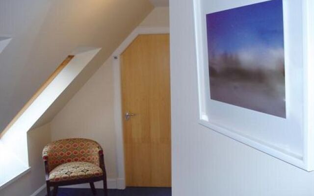 Edinburgh Lodges