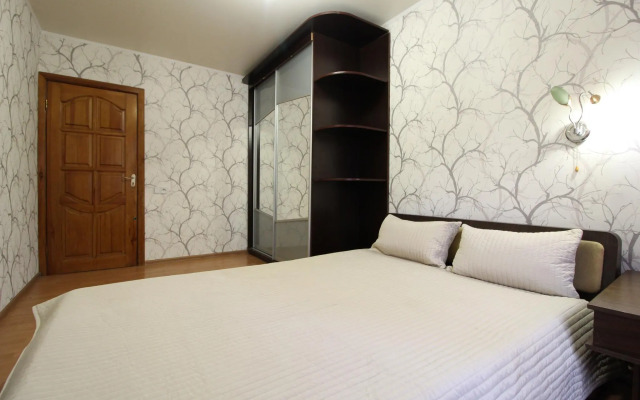 Apartments on Orekhovyi Bulvar, 61 K.1