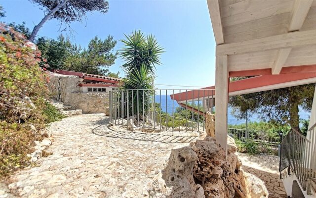 Dis004 in Marittima With 4 Bedrooms and 3 Bathrooms