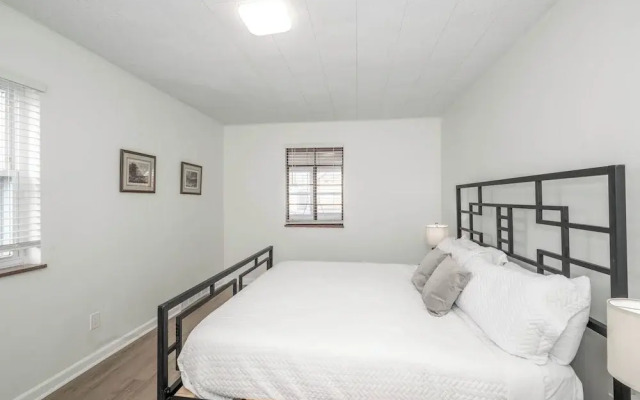 The Grand Elm Suite 1 Sleeps 4