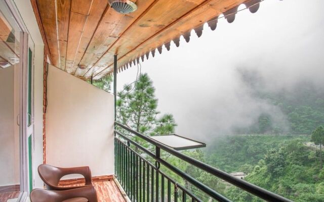 Safarmaina Resort