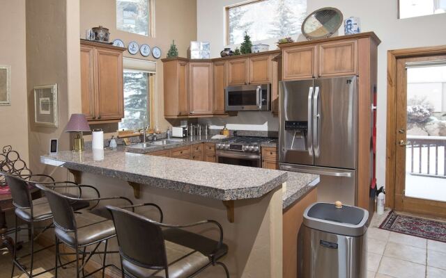 2239a Chamonix 3 Bedroom Home by Redawning