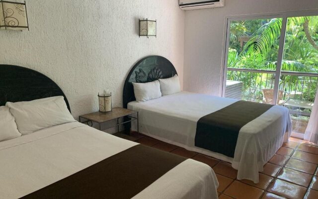 Отель Tukan Hotel Playa del Carmen