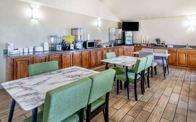 Super 8 by Wyndham Cheyenne WY