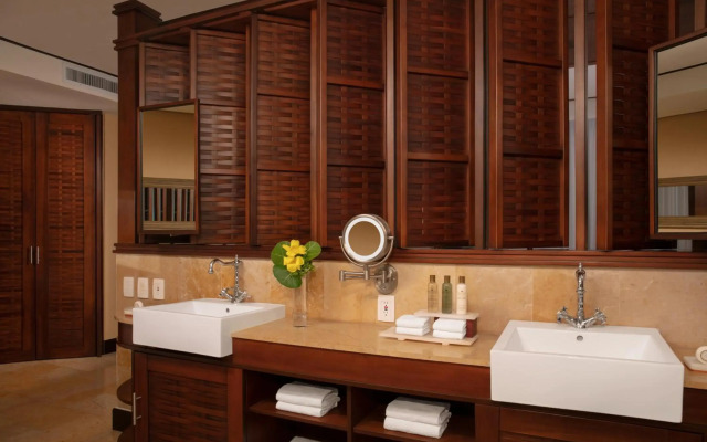 Dreams Riviera Cancun Resort & Spa - All Inclusive