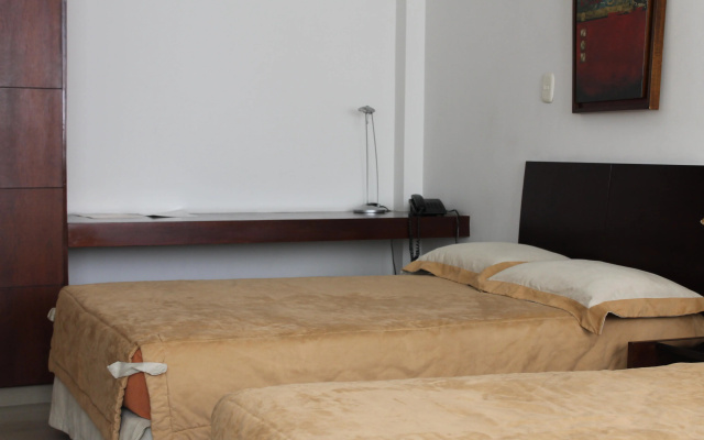 Hotel Cuarta Avenida