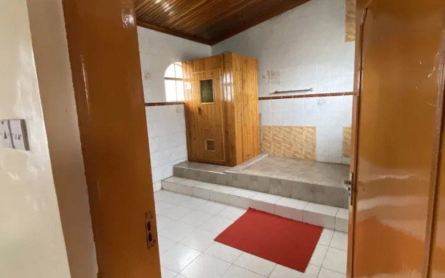 Levels Hotel Lavington