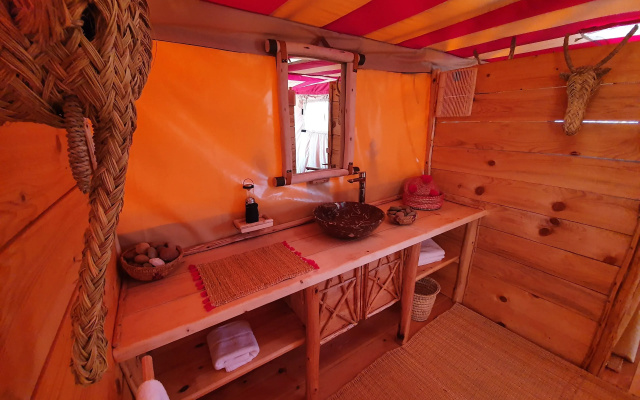 Nkhila Lodge