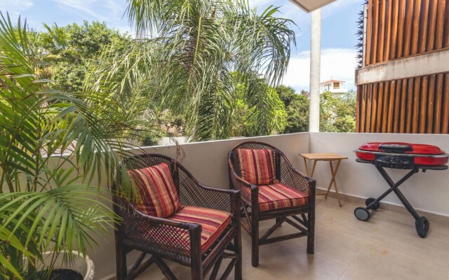 Mamitas Beach Condo Capri 1C