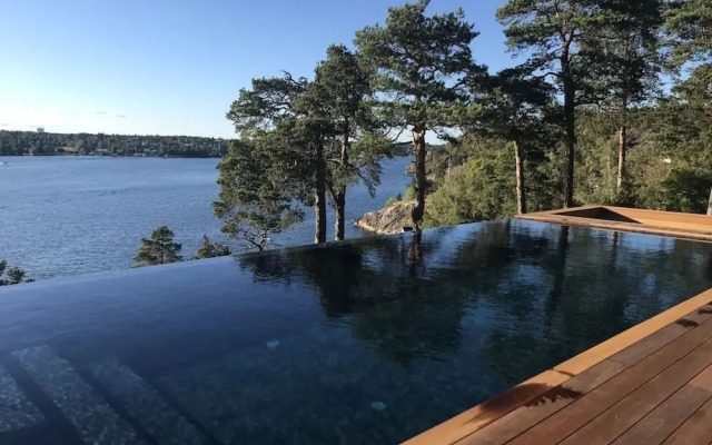 Most Luxurious 5-bed Villa in Boo Stockholm