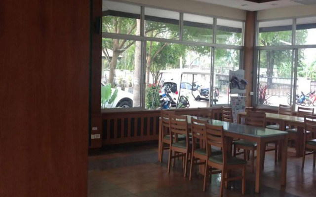 The Pine Golf & Lodge