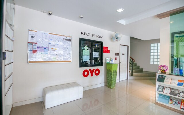 OYO 1061 Peaberry Place Apartment