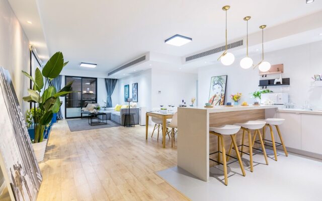 Lazy Apartment - Xujiahui Road