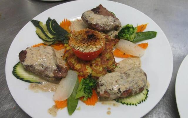 Logis La Croisee Des Chemins