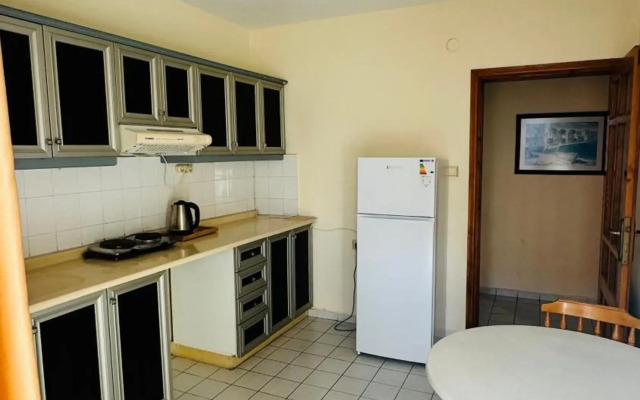 Elegant Baronessa Apart Hotel